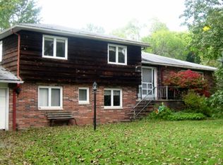 6112 Robertdale Rd, Bedford, OH 44146