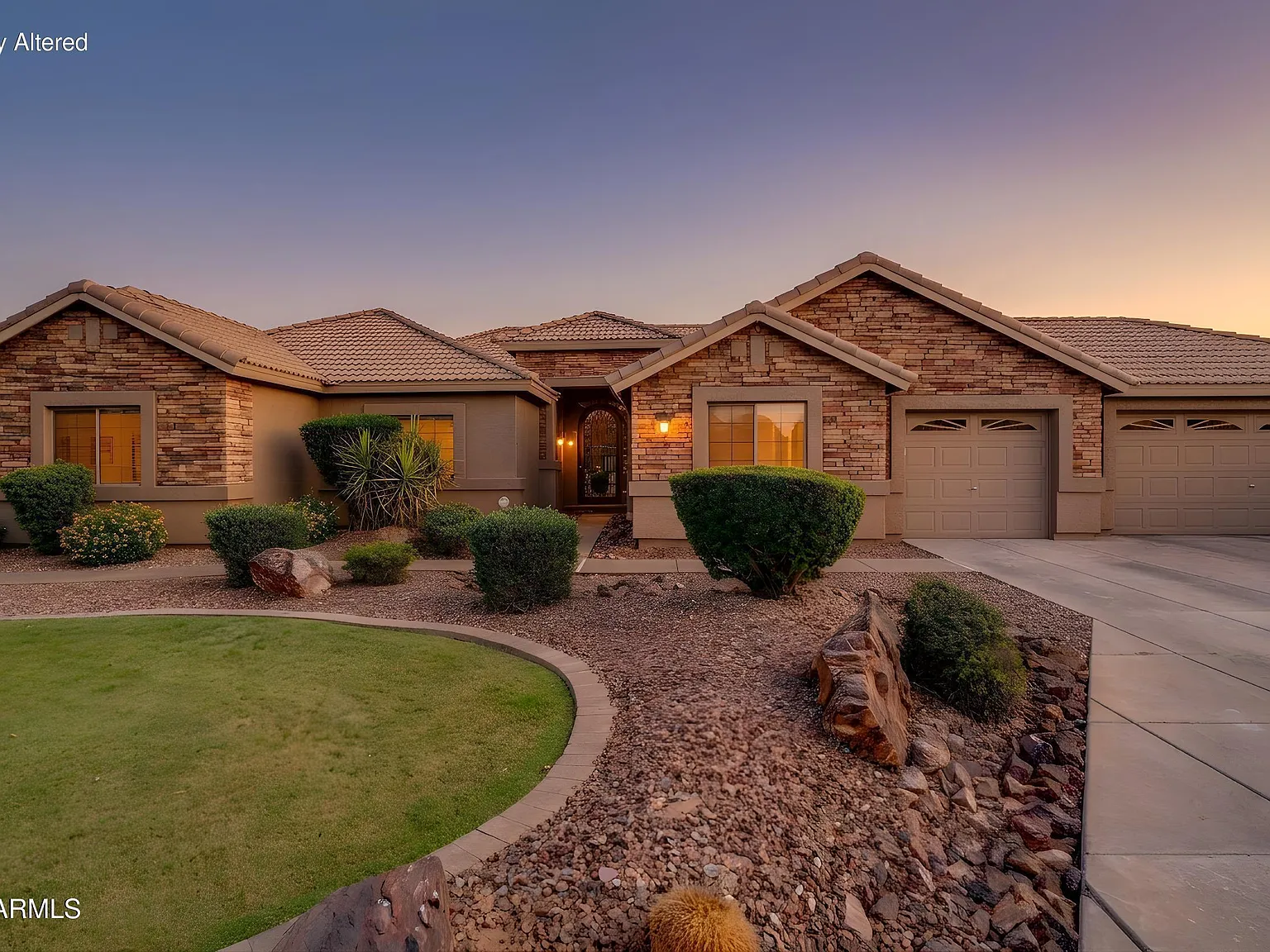 4 bed, 3.0 bath, 3390 sqft, $4,500 — Photo 1