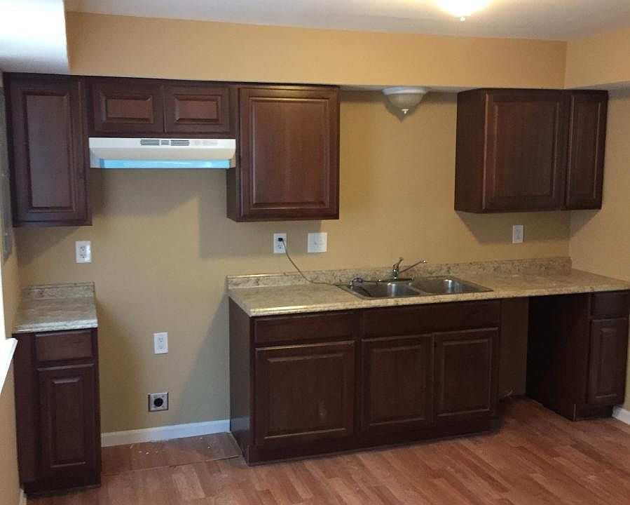 1st image of 2609 Caledonia Ct