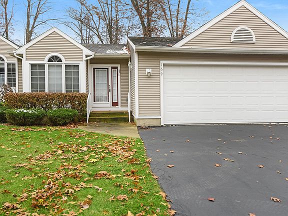 2nd image of 169 Bridgewood Dr