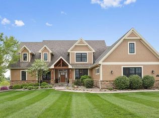 11905 NW 81st St, Parkville, MO 64152