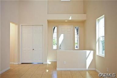2nd image of 1121 W Amberwood Ct