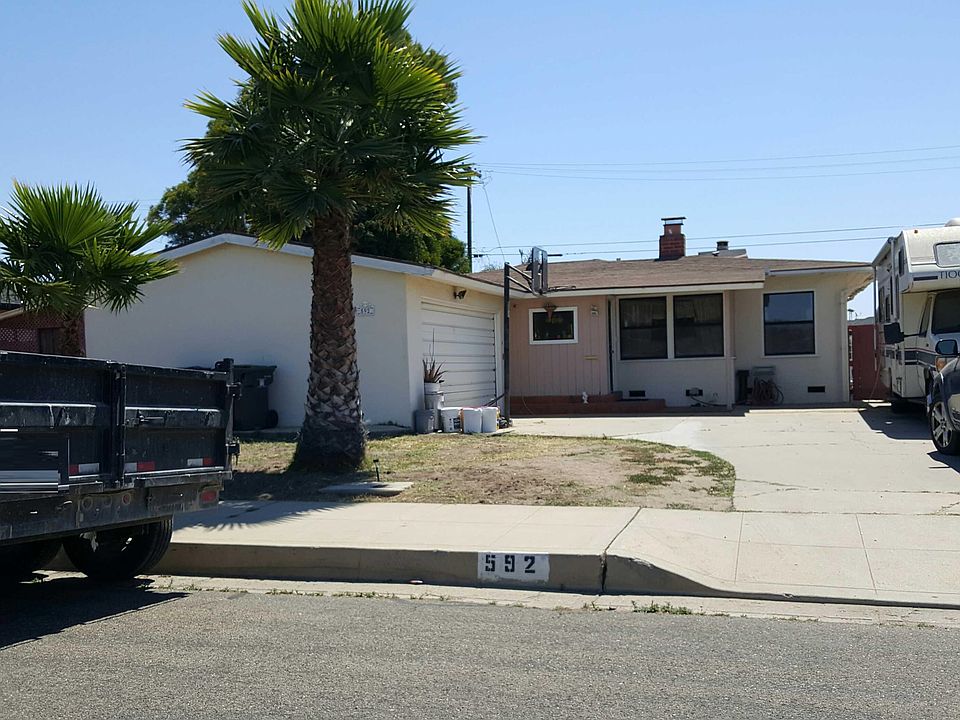 1st image of 592 De Armond Pl