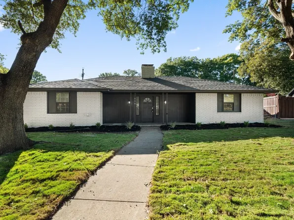 919 Sprucewood Dr, Lancaster, TX 75146