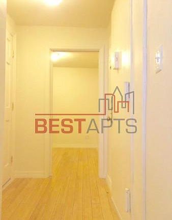3rd image of 131 W 15th St APT 17