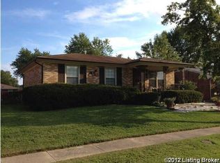 210 Kenli Ct, Louisville, KY 40214
