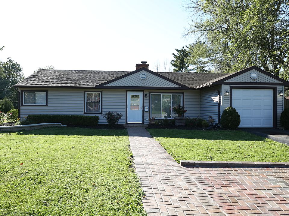 1st image of 16 Marquette Pl