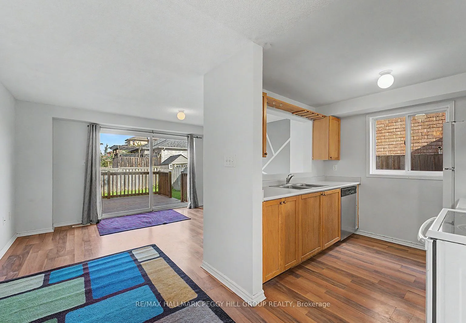 4 bed, $2,350 — Photo 4