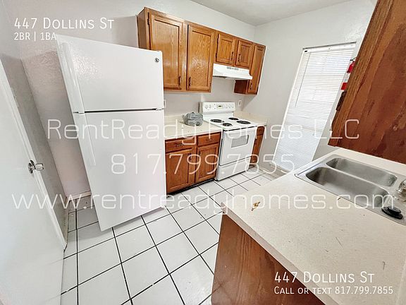 5th image of 447 Dollins St
