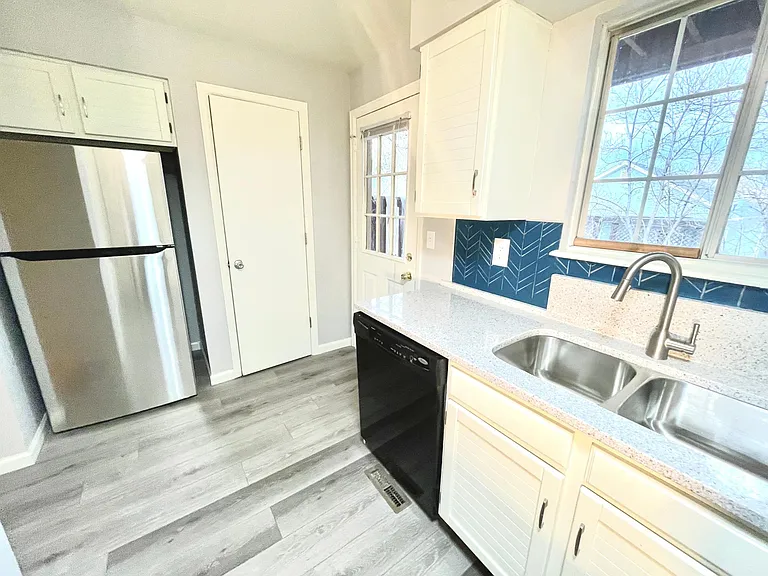 132 Pheasant Run — Photo 3