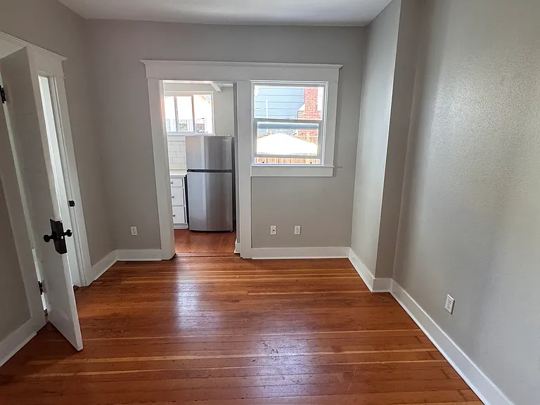 1035 SE 14th Ave #2 — Photo 9