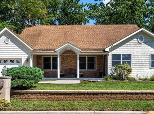 143 Maplewood Ave, Atlantic Highlands, NJ 07716