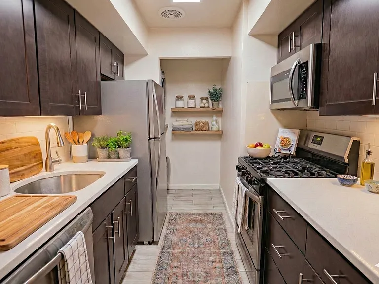 Woodmere 1 Bed Kitchen Woodmere 1 Bed Kitchen