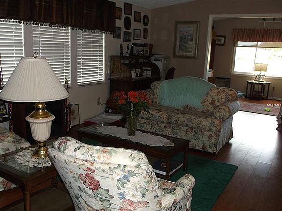 3rd image of 1605 Cog Hill Dr