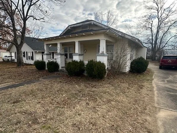 619 N Hinckley St, Holdenville, OK 74848