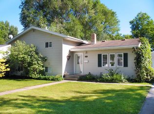 503 22nd Ave S, Grand Forks, ND 58201