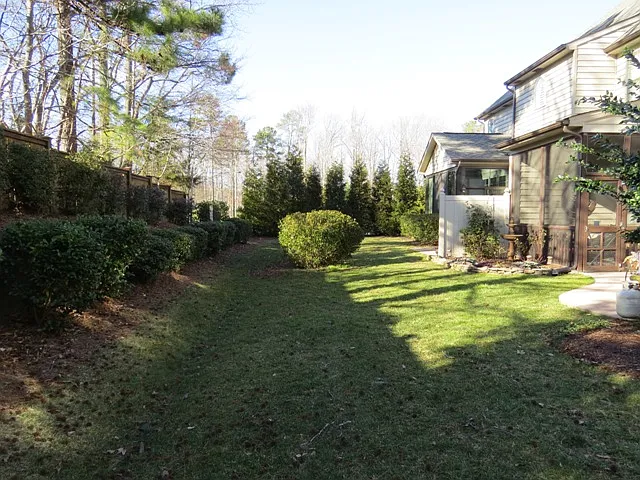 114 Sunstone Dr — Photo 32