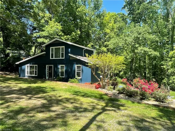 166 Shady Oak Ct, Clemmons, NC 27012