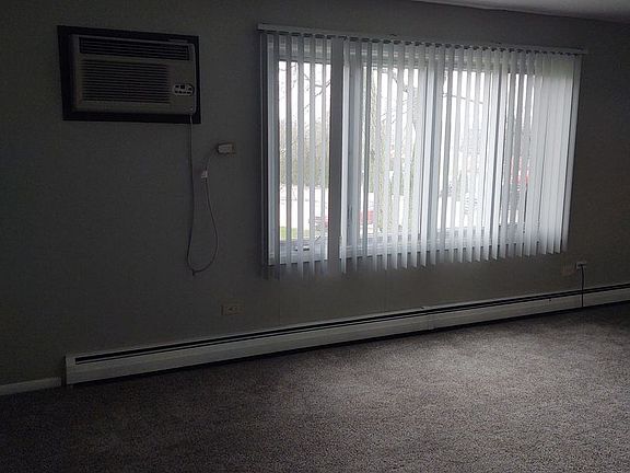 5th image of 140 Orchard Ct #5