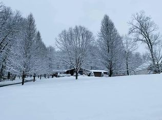 468 Pine Hollow Rd, Trafford, PA 15085