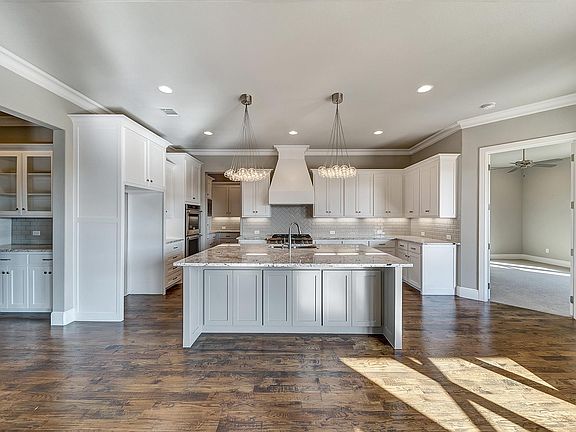 3rd image of 5309 Sendero Dr