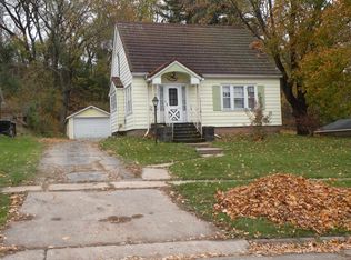 429 State St, Ripon, WI 54971