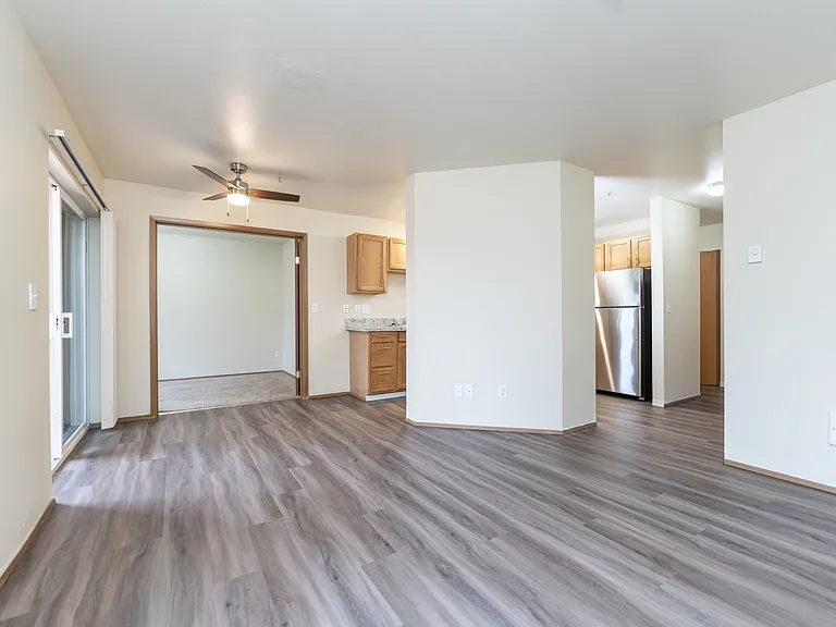 1 Bed 1 Bath Standard w/ Den - 822 Sq Ft 1 Bed 1 Bath Standard w/ Den - 822 Sq Ft