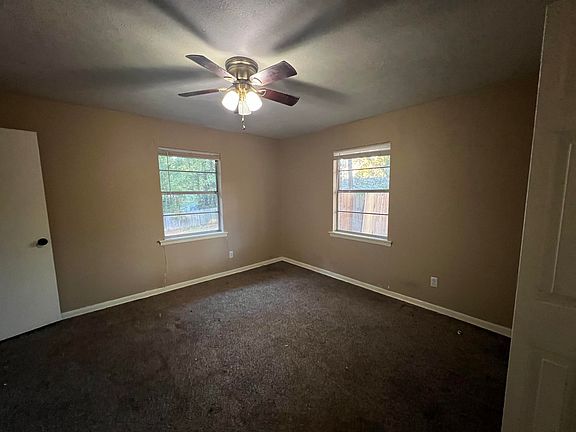 5th image of 309 E Donna St