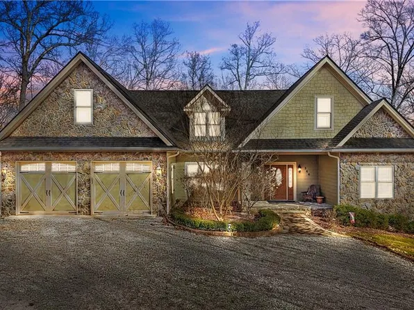 366 Mountain Rock Trl, Boydton, VA 23917