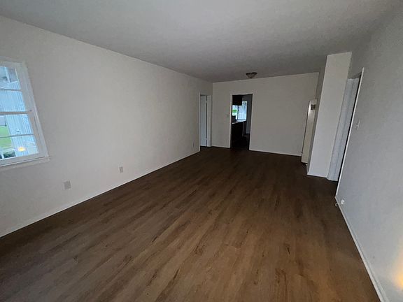 4th image of 11620 Inglewood Ave #11622