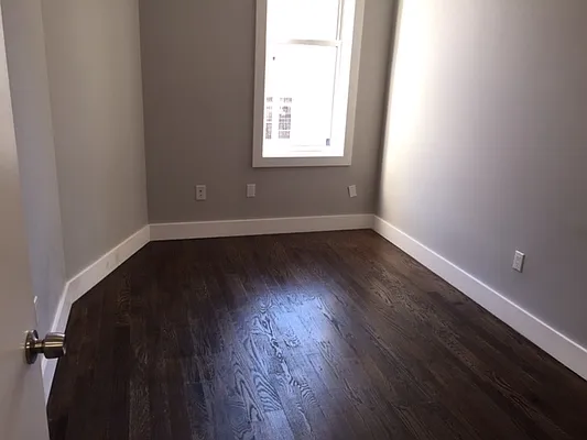 Rented by Premier Metro Realty Corp | media 10