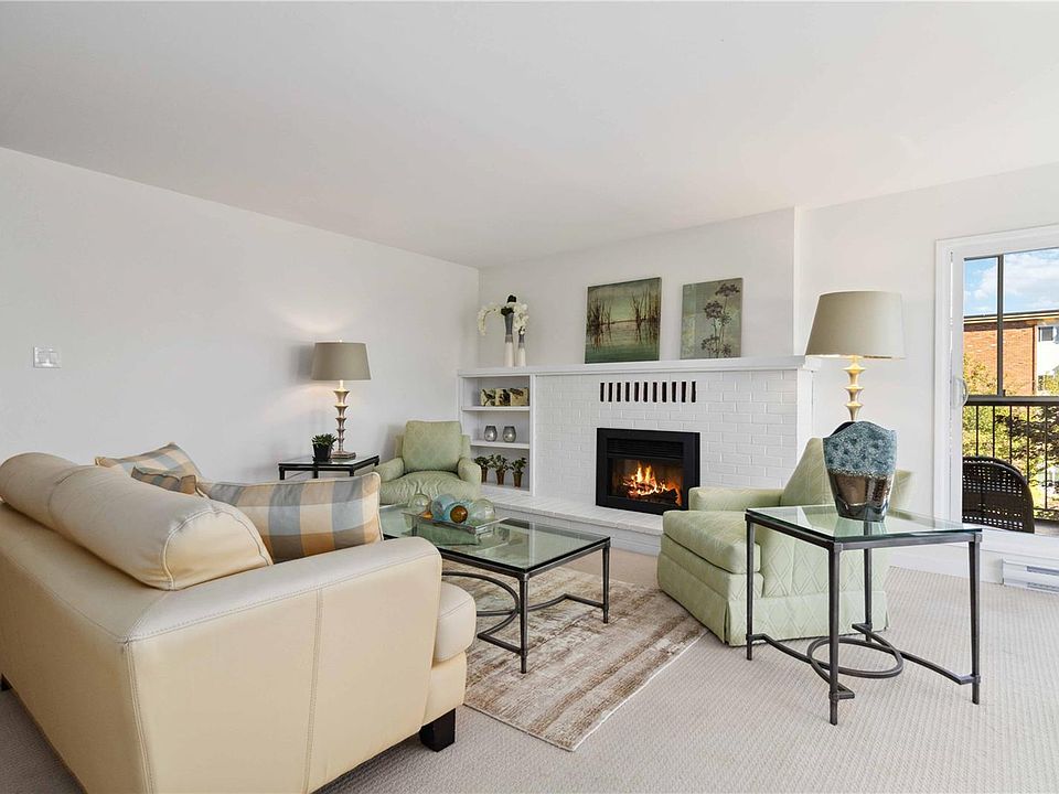 Tod House 2323 Hamiota St Oak Bay BC Zillow