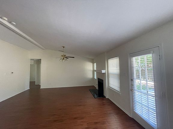 5th image of 1703 Hatch Rd
