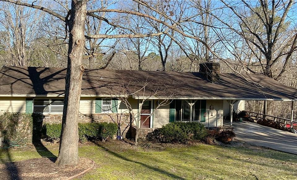 1st image of 9 Carlton Cir