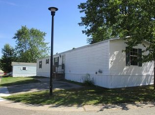 3533 Caberfae St NW, Grand Rapids, MI 49544