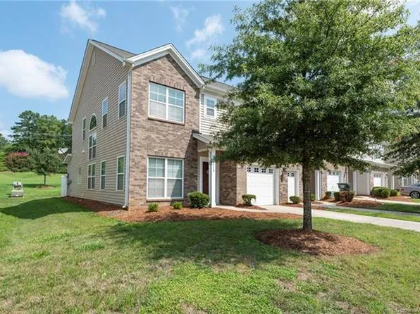 4558 Craigmoss Ln, Charlotte, NC 28278