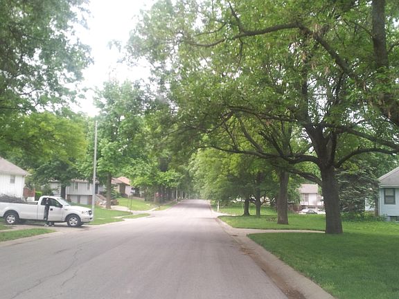 2nd image of 10733 Fuller Ave