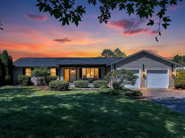 8025 Fosnaugh School Rd SW, Stoutsville, OH 43154