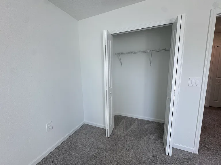 1516 Loxley Trl — Photo 12