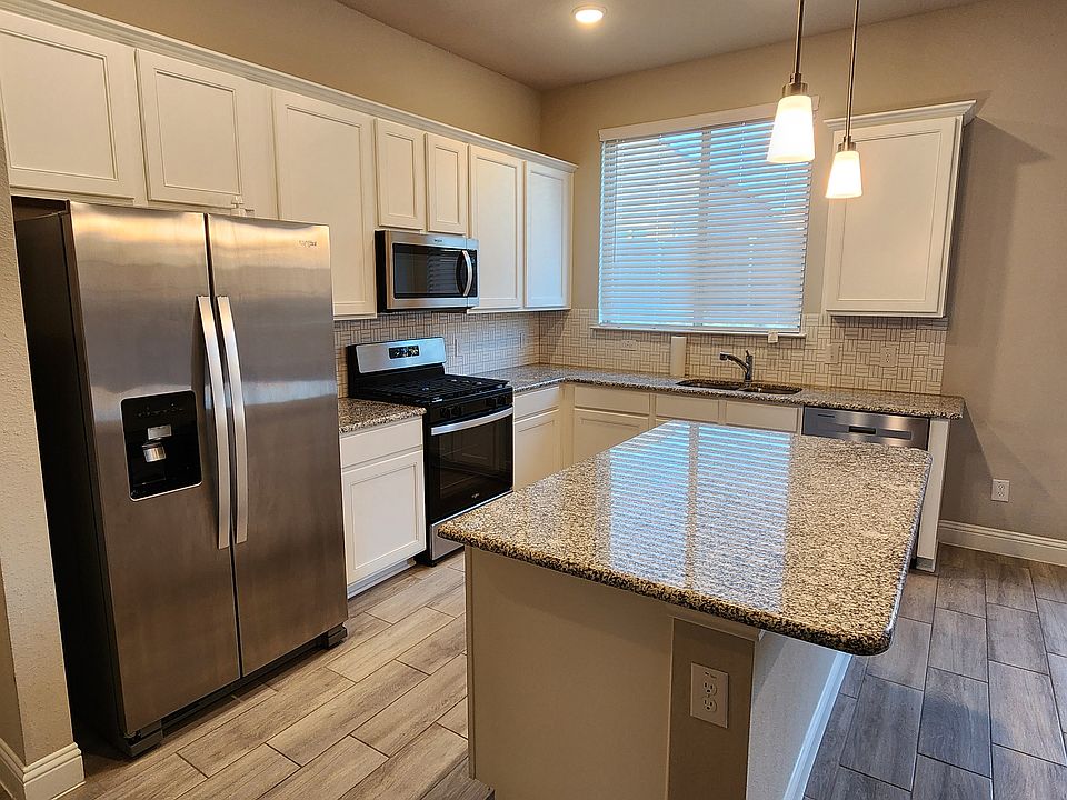 2nd image of 1229 Beach Blvd #1