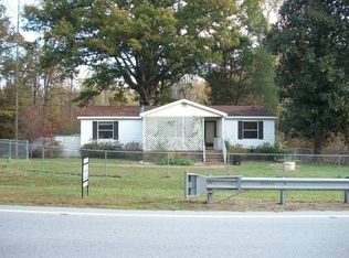 1233 Garrett Rd, Eden, NC 27288