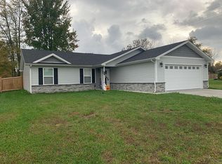 947 York Rd, Scottsburg, IN 47170