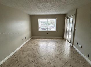 6507 Winfield Blvd APT 218C, Margate, FL 33063