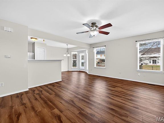 5th image of 149 Bayhill Village Dr