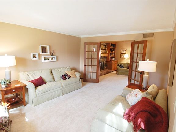 4th image of 1463 Ramsey Close