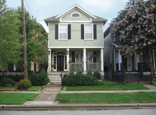 1505 W 22nd St, Houston, TX 77008