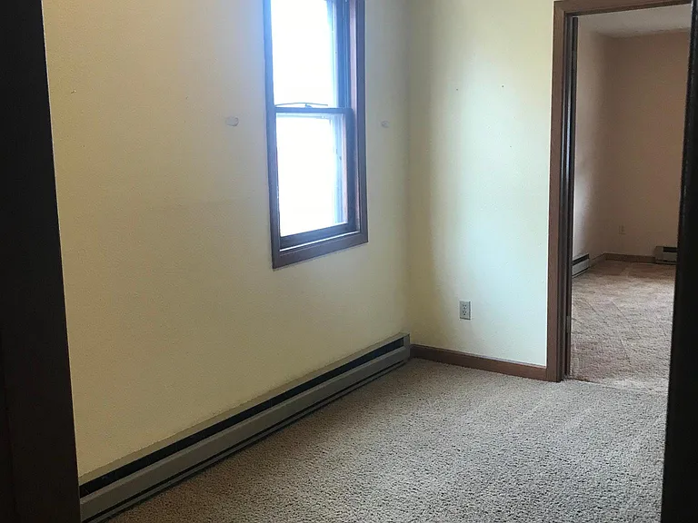 3924 Canyon Lake Dr #2 — Photo 4