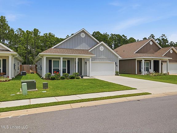4th image of 7812 Coral Ln