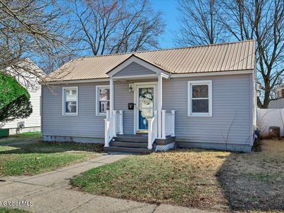 8-9 Stewart Avenue, Glens Falls, NY, 12801