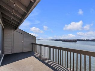 820 Cliffs Dr APT 306, Ypsilanti, MI